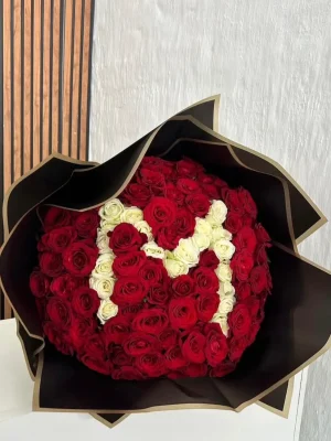 100 Red Roses & Initial